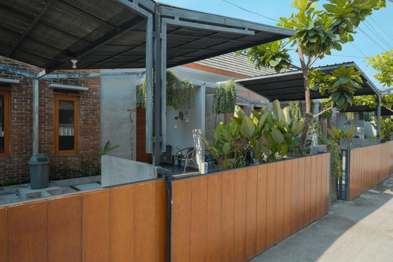 Andewi Guest House Denpasar RedPartner Sanur Exterior foto